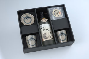 温泉トラフグヒレ酒セットの内容写真