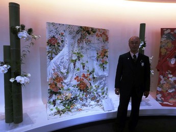 着物の展示室内の写真