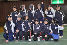 野球のスポーツ少年団の集合写真1