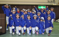 野球のスポーツ少年団の集合写真2