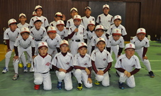 野球のスポーツ少年団の集合写真3