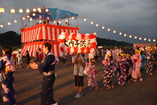 盆踊りコンテストの写真
