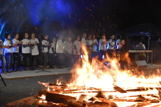 ゴスペルを演奏している写真