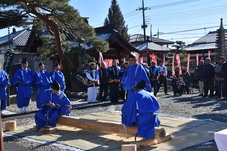 鑿打ちの儀の写真