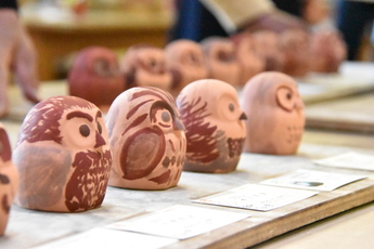 ふくろうの陶器の写真