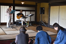 フォークコンサートの写真