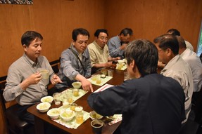 試飲会の写真