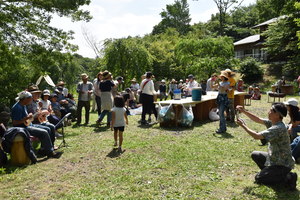 ウクレレの演奏会の写真