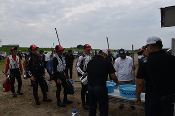 権料の様子の写真