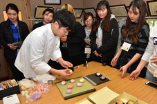 練りきり実演の写真