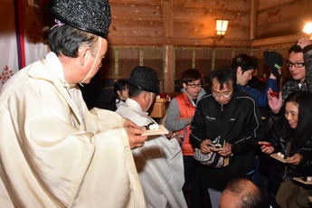 神人共食の写真