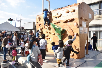 木製クライミングの写真