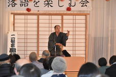 「高田馬場」を披露する二松亭風林火山さん