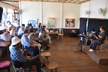 朗読語りの写真