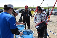 決定戦の件量の写真