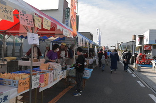 商工祭暮れ市の写真