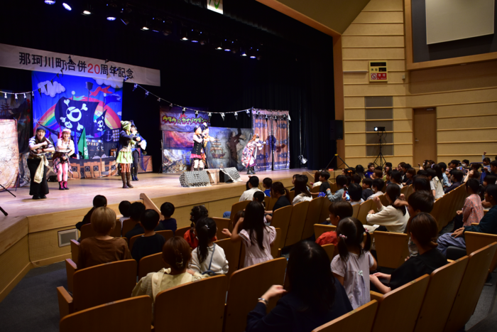 那珂川町合併20周年記念「歌う海賊団ッ！」コンサートの様子の写真2