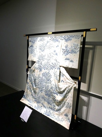 2000万円の着物の写真