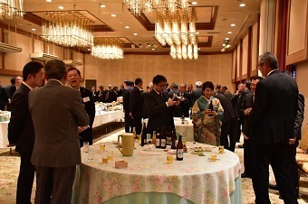 賀詞交歓の様子の写真