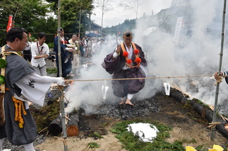 火渡り祭