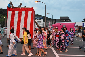 豊年踊り