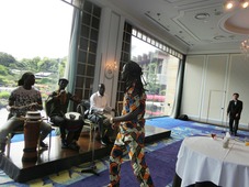 セネガルの民族音楽と舞踊